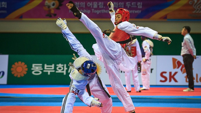 Venilton Teixeira consegue medalha no taekwondo (Foto: Felipe Barra)