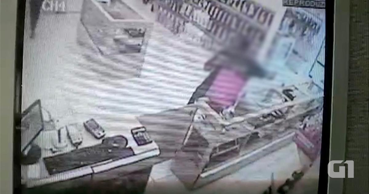 G Homem Flagrado Furtando Vibrador De Sex Shop Em S O Jos Veja V Deo Not Cias Em Vale