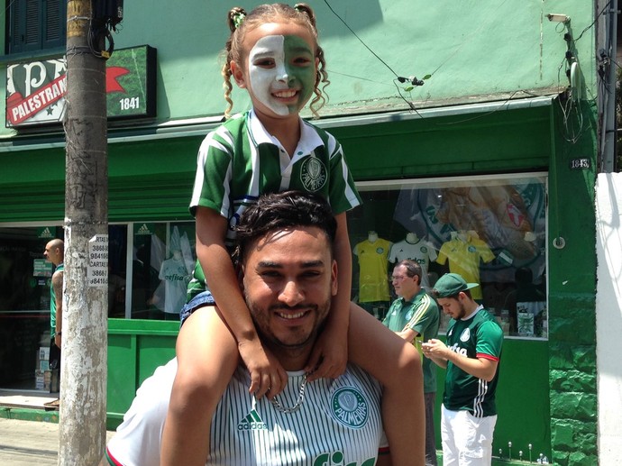 Duda chega à arena do Palmeiras para jogo do título