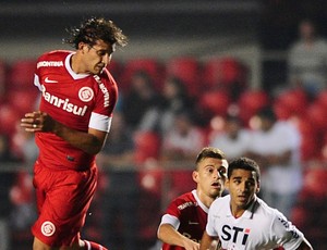 Rafael Moura, atacante do Inter (Foto: Alexandre Lops / Inter, DVG)