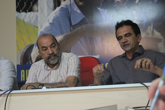 Coletiva FFP, Cesarino Oliveira, Elizeu Aguiar (Foto: Abdias Bideh/GloboEsporte.com) Coletiva FFP, Cesarino Oliveira, Elizeu Aguiar (Foto: Abdias Bideh/GloboEsporte.com)