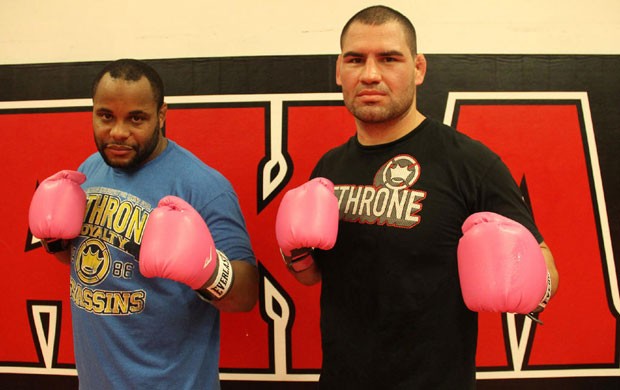 danielcormier-cainvelasquez-twi.jpg