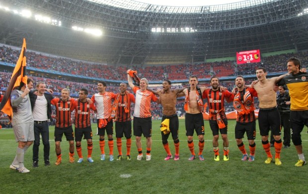 Festa título Shakhtar (Foto: Reprodução / Site Oficial)