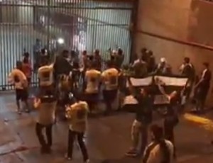 Protesto Uberlândia Esporte, amistoso Itumbiara-GO (Foto: Reprodução/Facebook)
