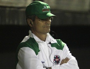 Eugenio Souza técnico Ipatinga (Foto: Felipe Granado / Ag. Estado)