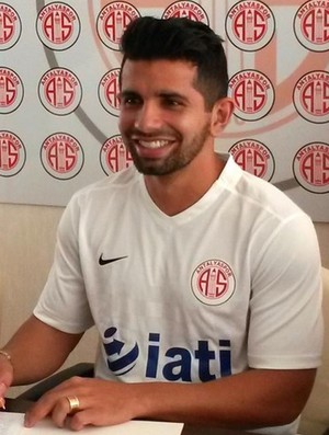Corinthians aguarda Guilherme para assinar contrato na próxima semana