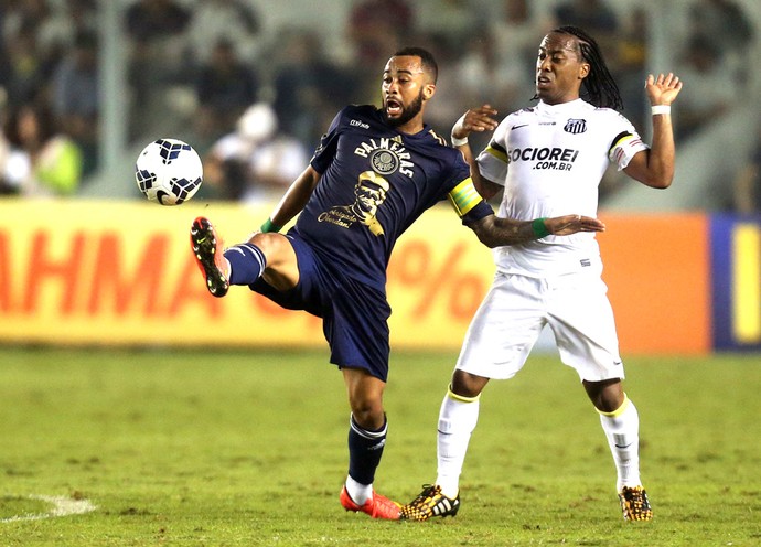 Wesley recebe o terceiro amarelo e não enfrenta o Cruzeiro no Pacaembu