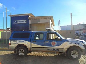 Agência dos Correios assaltada em Canarana, na Bahia (Foto: Divulgação/RF Notícias)