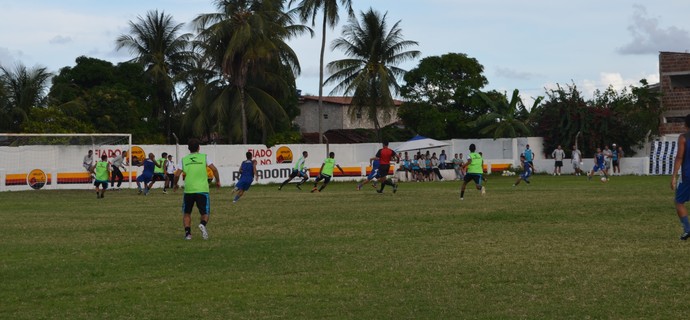 Jogo-treino entre Botafogo e CSP (Foto: Lucas Barros / GloboEsporte.com/pb)