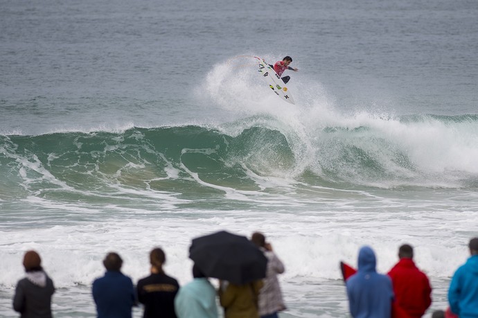 Filipe Toledo Terceira Fase Peniche Portugal (Foto: WSL/Divulgação) Filipe Toledo Terceira Fase Peniche Portugal (Foto: WSL/Divulgação)