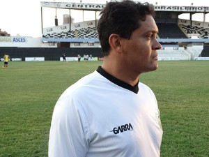 Após Goleada, Central Demite Técnico E Anuncia Humberto Santos Para Cargo