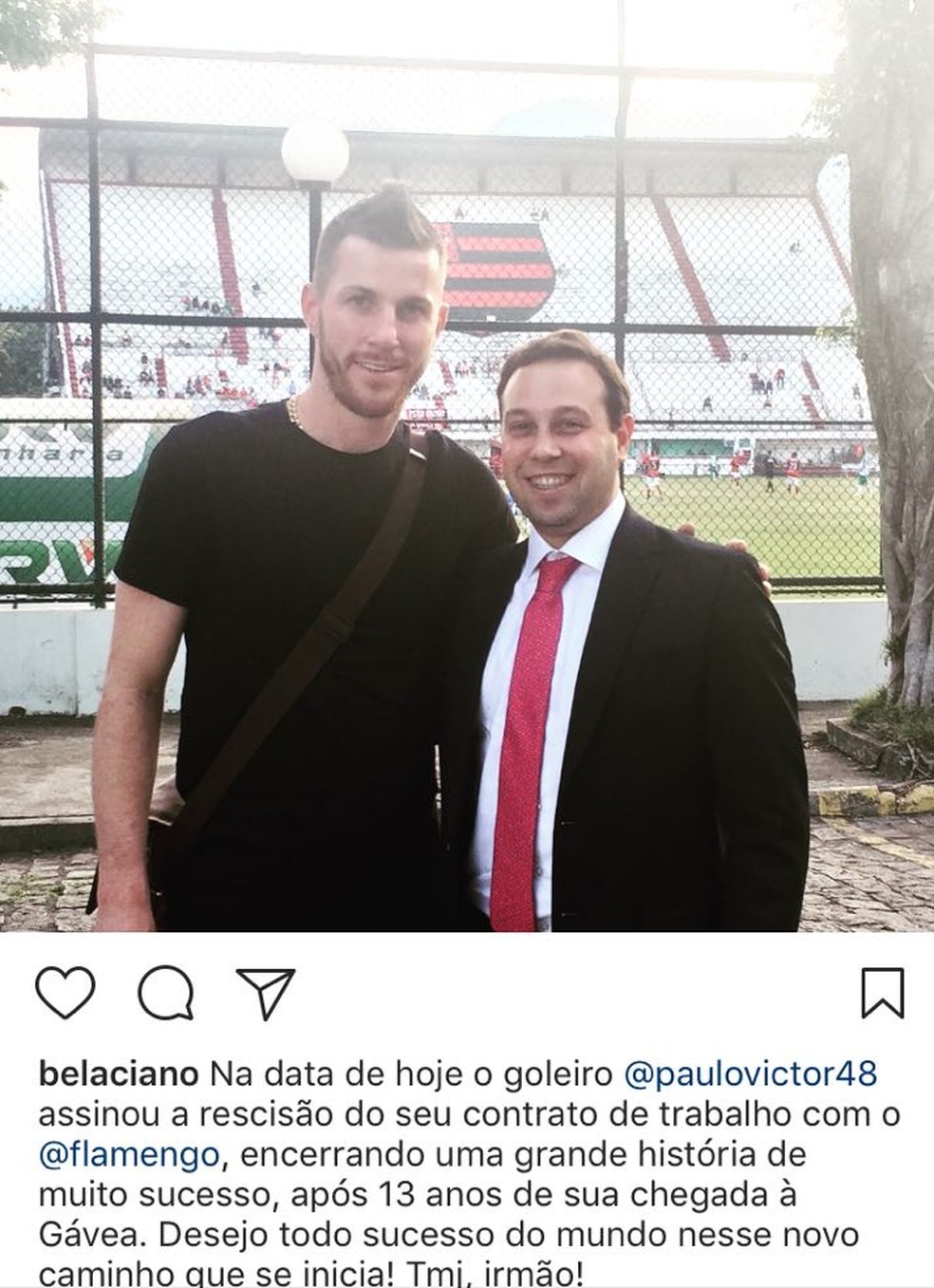 Advogado de Paulo Victor postou foto com ele na Gávea (Foto: Reprodução)