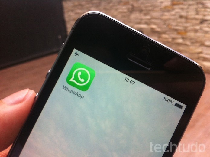 Como usar o recurso Mensagem Sinalizada do WhatsApp para iPhone (Foto: Reprodução/Marvin Costa)