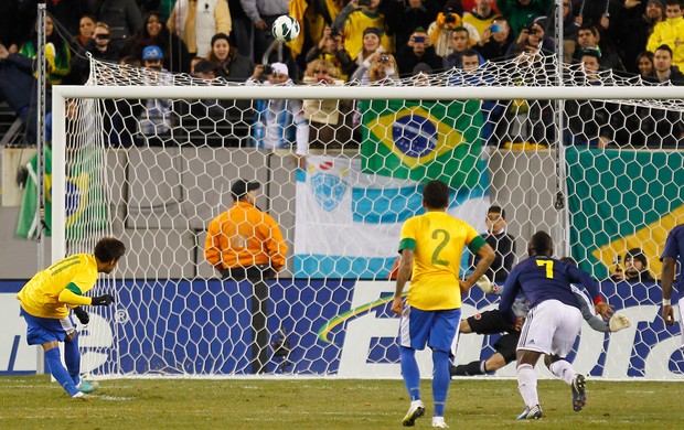Neymar perde pênalti Brasil x Colômbia (Foto: Wagner Azevedo / Ag. Estado)