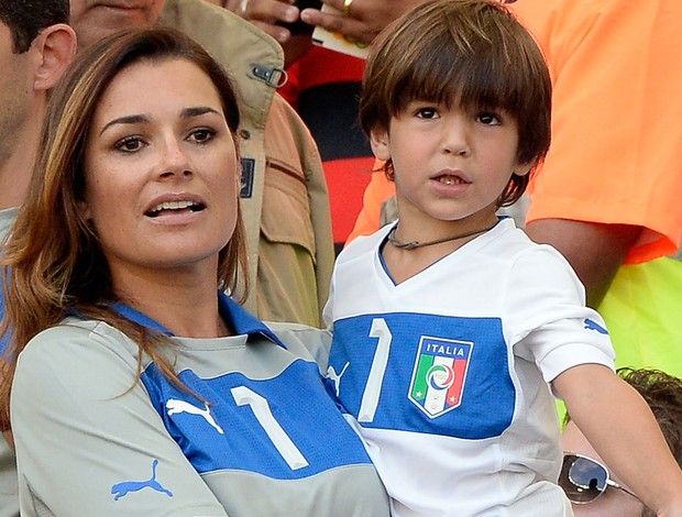 Alena Buffon e filho David, México x Itália (Foto: Getty Images)