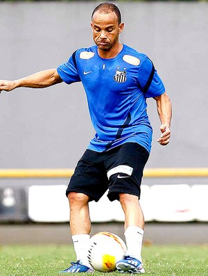 Leo treino Santos (Foto: Ricardo Saibun / Divulgação Santos FC)