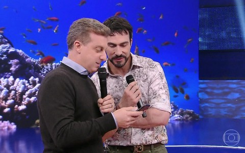 Resultado de imagem para padre fabio de melo no caldeirao do huck