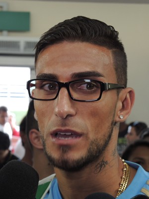 Com futuro indefinido, Rafael Marques pede ao Palmeiras: 'Quero ficar'