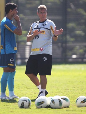 Renato e Oswaldo treino Botafogo (Foto: Jorge William / Agência O Globo)