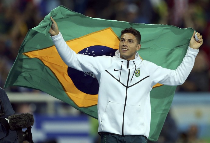 Thiago Braz se reinventa no  Rio e troca pressão por topo do pódio (Foto: Reuters)