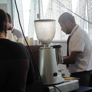 Jogo do Palmeiras pela manhã tem café no cardápio e animador de pijama