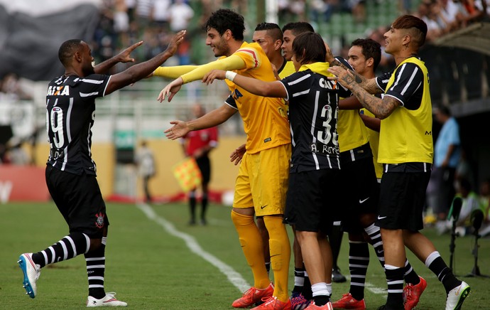 vagner love  BRAGANTINO X CORINTHIANS (Foto: Luis Moura/Agência Estado)