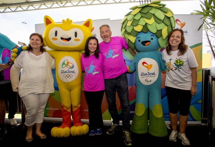 parceria mascotes Rio 2016 e Cartoon Network (Foto: Daniel Ramalho / Divulgação)