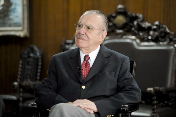 Sarney deve ficar no comando do país até sábado (15) (Foto: Agência Senado)