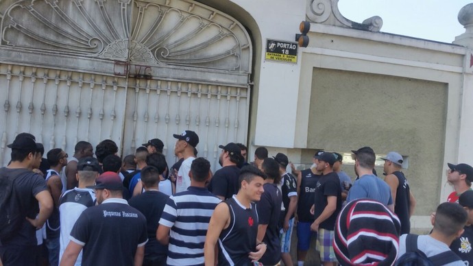 Vasco protesto torcida São Januário (Foto: Reprodução)