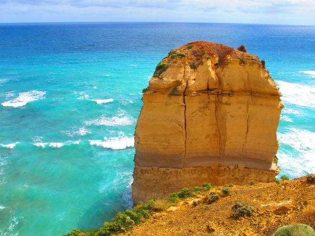 Uma das pedras dos Doze Apóstolos, na Great Ocean Road (Foto: Flávia Mantovani/G1)