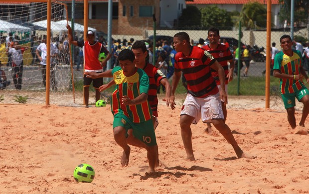 Sampaio e Flamengo em duelo no beach soccer na Arena Domingos Leal, na Lagoa da Jansen (Foto: Divulgação)