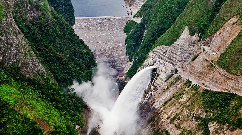 Resultado de imagem para Hidrelétrica de Chaglla Peru