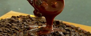 Fábrica de chocolate espera faturar R$ 1 milhão com ovos de Páscoa (Reprodução/TV Globo)