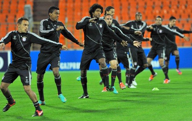 Jogadores treino Bayern de Munique (Foto: AFP)