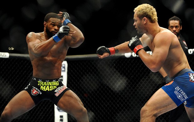 UFC Tyron Woodley e Josh Koscheck (Foto: Agência Reuters)