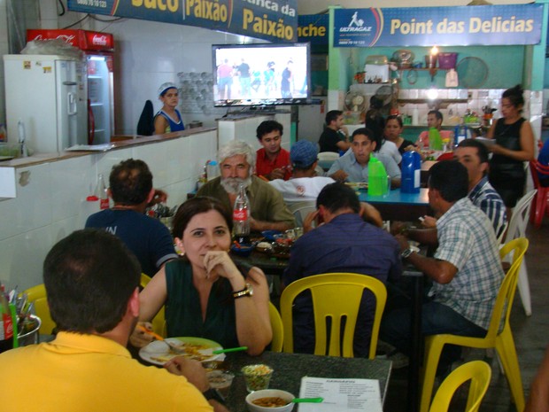 Área de alimentação é o ponto mais disputado no mercado. (Foto: Ellyo Teixeira/G1)