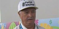 Seleção usa boné para homenagear Neymar (Reprodução/TV Globo)