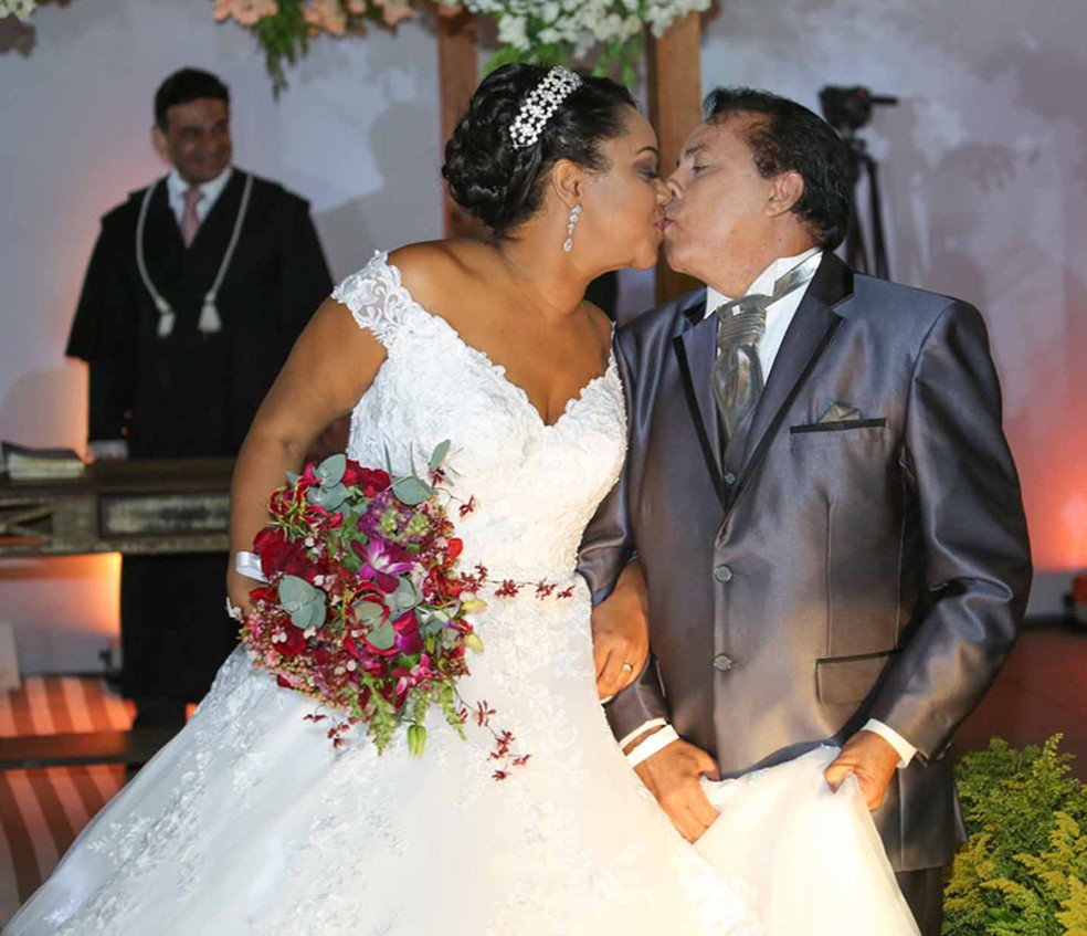 A aguardada hora do beijo!!!! (Foto: Foto: Johnny Keppk)