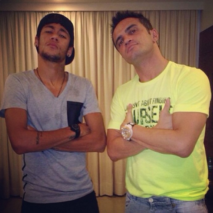 Neymar e falcão  (Foto: Reprodução / Instagram)