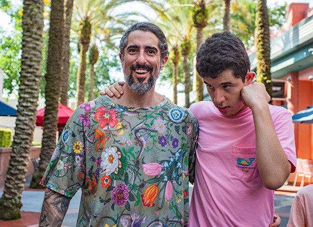 Marcos Mion e Romeo (Foto: Walt Disney World Resort / Abigail Nilsson) Marcos Mion e Romeo (Foto: Walt Disney World Resort / Abigail Nilsson)