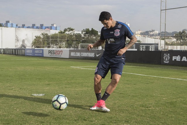 Ainda sem Giovanni Augusto, Corinthians relaciona 23 para clássico contra o Santos