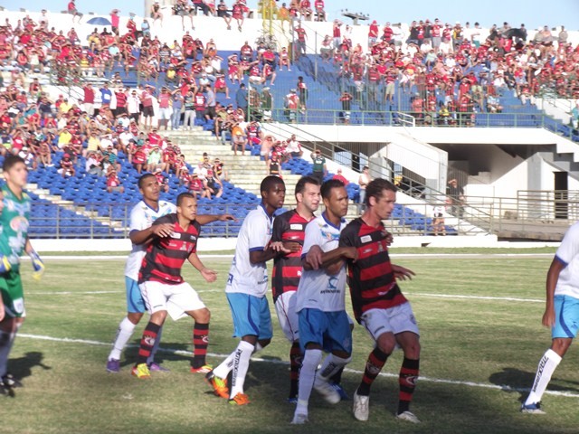 Campinense empata com o Ypiranga no Amigão (Foto: Silas Batista/GloboEsporte.com)