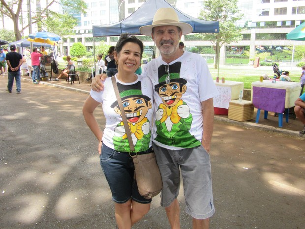 O casal Verônica Souza e Celso Cirino no Galinho de Brasília (Foto: Jéssica Simabuku/G1) O casal Verônica Souza e Celso Cirino no Galinho de Brasília (Foto: Jéssica Simabuku/G1)