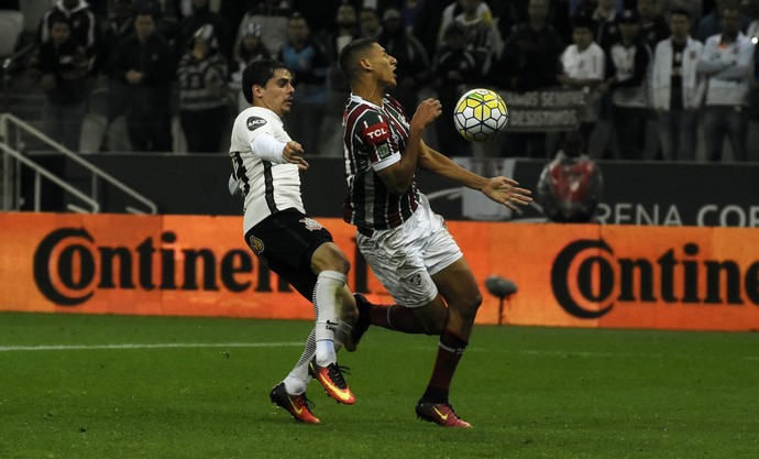 richarlison fluminense corinthians fagner (Foto: Mailson Santana / FluminenseFC)