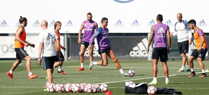 CR7 no treino do Real Madrid nesta quinta (Foto: site oficial Real Madrid)