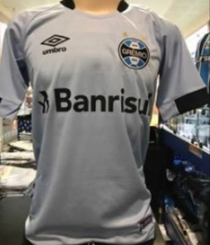 Grêmio camisa azul celeste Grêmio camisa 2017 Grêmio (Foto: Reprodução/Facebook) Grêmio camisa azul celeste Grêmio camisa 2017 Grêmio (Foto: Reprodução/Facebook)