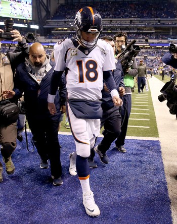 NFL - Peyton Manning derrota Denver Broncos para o Indianapolis Colts (Foto: Andy Lyons / Getty Images) NFL - Peyton Manning derrota Denver Broncos para o Indianapolis Colts (Foto: Andy Lyons / Getty Images)