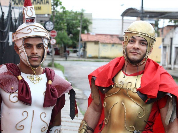 Grupo Mensageiro da Paz apresenta Paixão de Cristo. (Foto: Sol Coelho/G1/Divulgação)