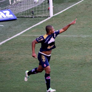 Palmeiras recua por Douglas Tanque e procura alternativas para o ataque