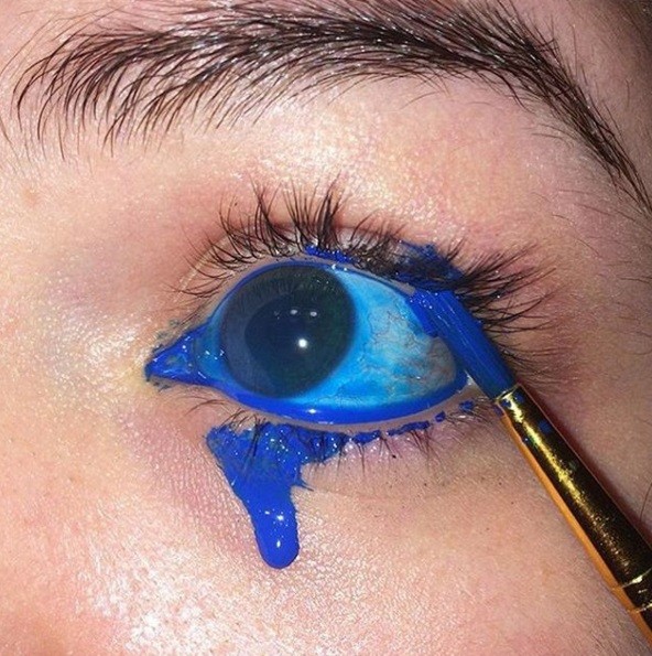 Mais tinta, muita tinta